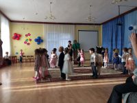 Парный танец, 2 младшая группа, воспитатель Друшлякова Л.А.